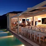 Hotel Sarajet E Pashait 2